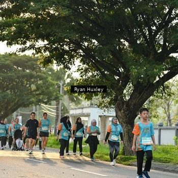Runner Photo 8243143