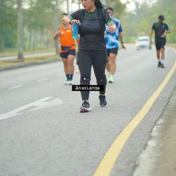 Runner Photo 8243160