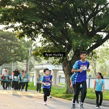 Runner Photo 8243165