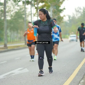 Runner Photo 8243167
