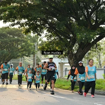 Runner Photo 8243209