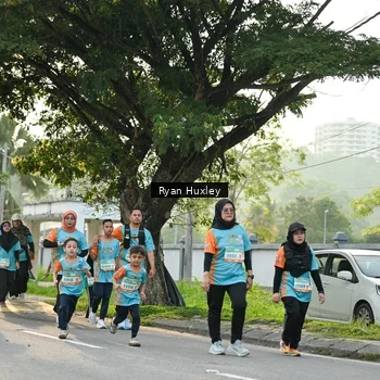 Runner Photo 8243212