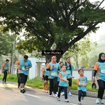 Runner Photo 8243216