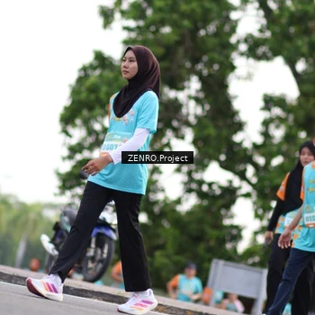 Runner Photo 8243221