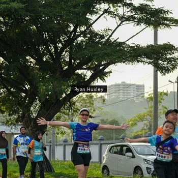 Runner Photo 8243246
