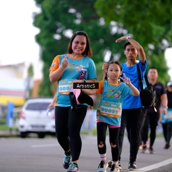 Runner Photo 8243258