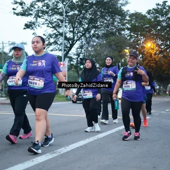 Runner Photo 8243260