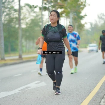 Runner Photo 8243279