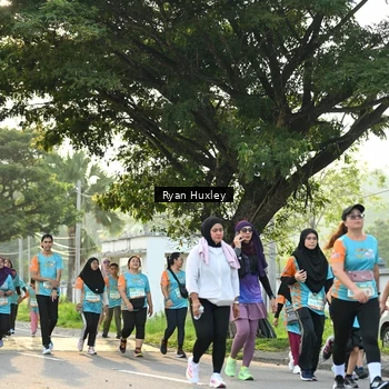 Runner Photo 8243333