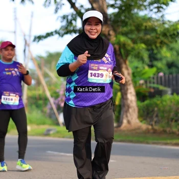 Runner Photo 8243342