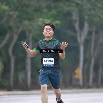 Runner Photo 8243359