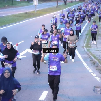 Runner Photo 8243367