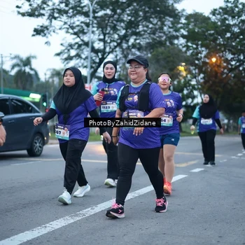 Runner Photo 8243372