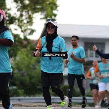 Runner Photo 8243373