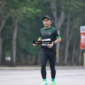 Runner Photo 8243378