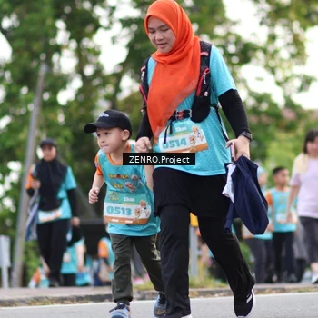 Runner Photo 8243379