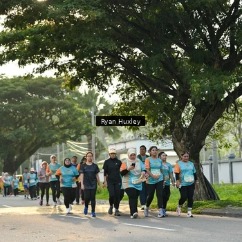 Runner Photo 8243392