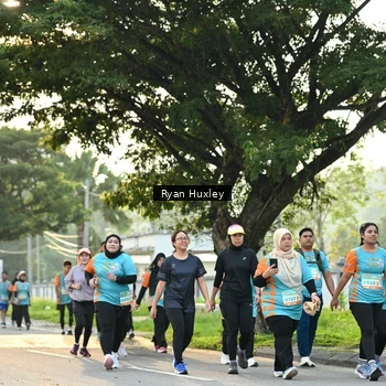 Runner Photo 8243400