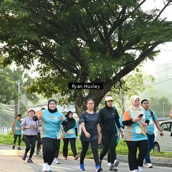 Runner Photo 8243402