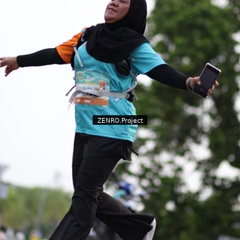 Runner Photo 8243405