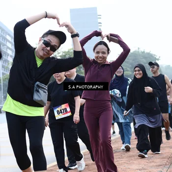 Runner Photo 8243456