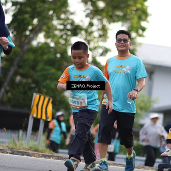 Runner Photo 8243470