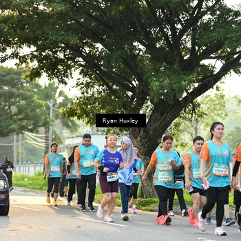 Runner Photo 8243475