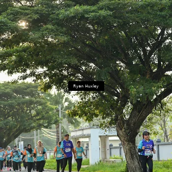 Runner Photo 8243540