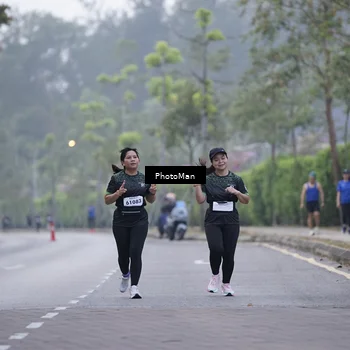 Runner Photo 8243577
