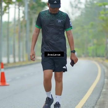 Runner Photo 8243613
