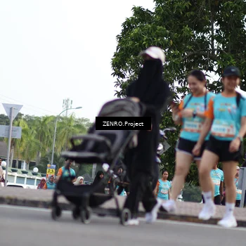 Runner Photo 8243624