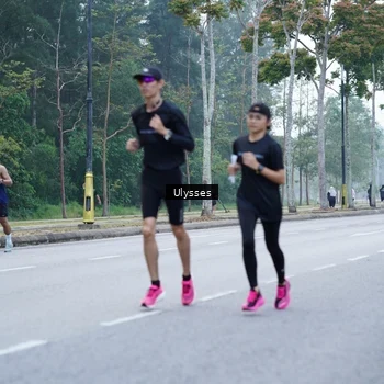 Runner Photo 8243667