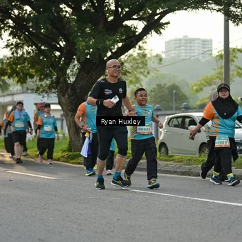 Runner Photo 8243669