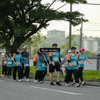 Runner Photo 8243675
