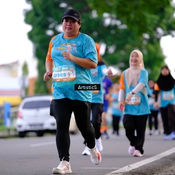 Runner Photo 8243676