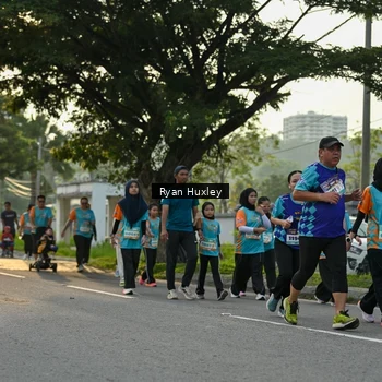 Runner Photo 8243688