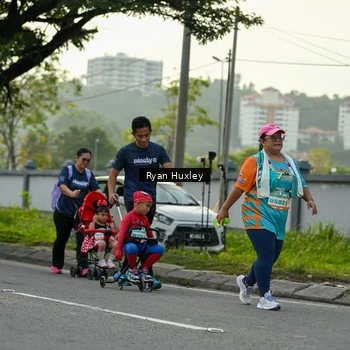 Runner Photo 8243705