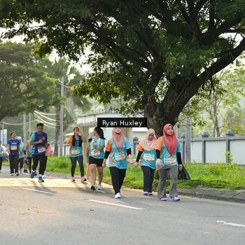 Runner Photo 8243709