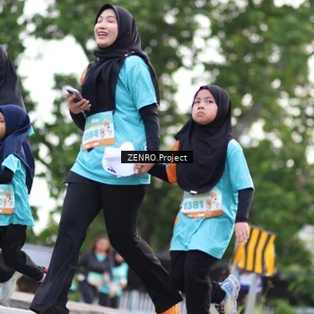 Runner Photo 8243713