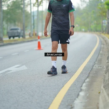 Runner Photo 8243732