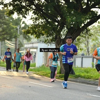Runner Photo 8243739