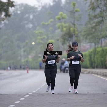 Runner Photo 8243740
