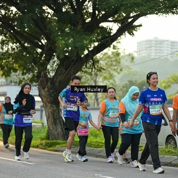Runner Photo 8243750