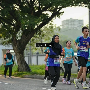 Runner Photo 8243755