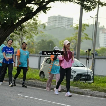 Runner Photo 8243756