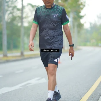 Runner Photo 8243763