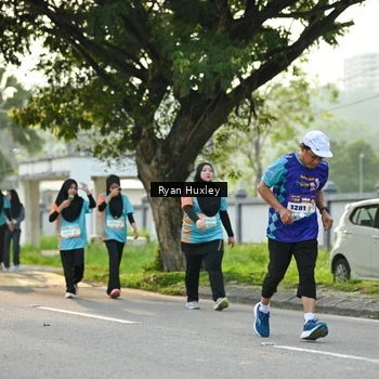 Runner Photo 8243765