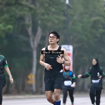Runner Photo 8243814