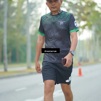 Runner Photo 8243882