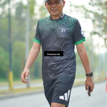 Runner Photo 8243904